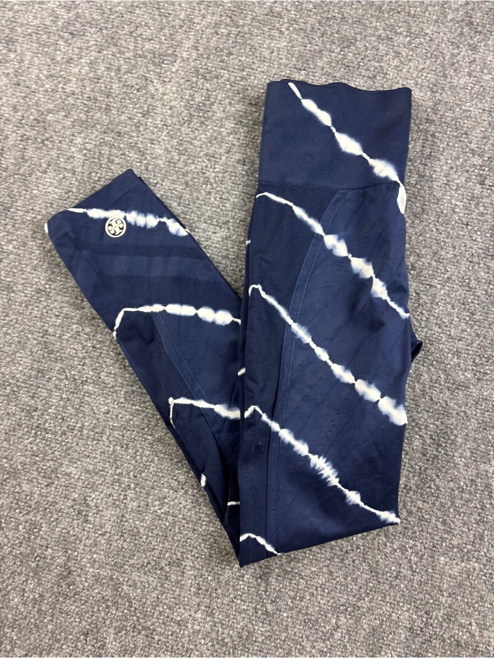 TORY BURCH Women’s Tory Sport Blue/White Tie-Dye Seamless 7/8 Legging size Small